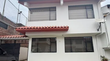 Casa en Venta en Huachi Chico dentro de Condominio
