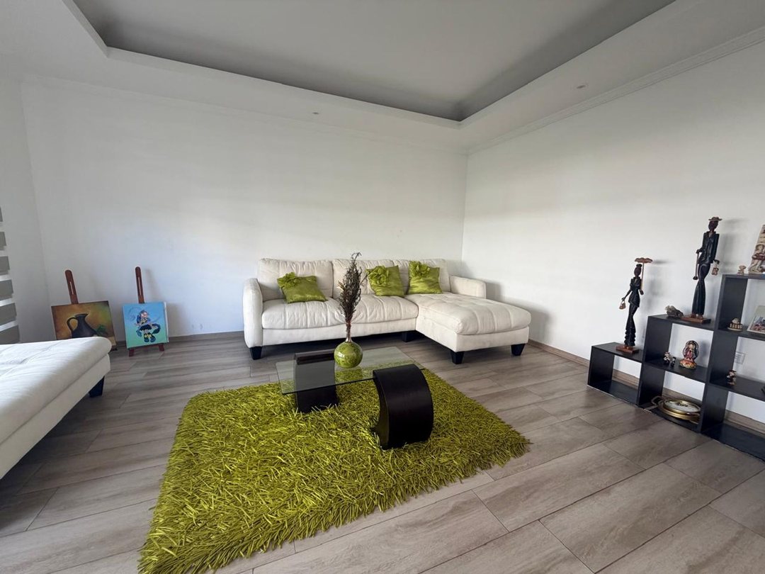 Casa en venta en Nayón