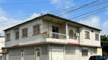 Se Vende Casa Esquinera Rentera Barrio del Seguro