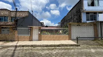 EN VENTA CASA MUTUALISTA BENALCAZAR SANTO DOMINGO
