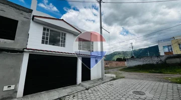 CASA DE VENTA EN IBARRA - CARANQUI