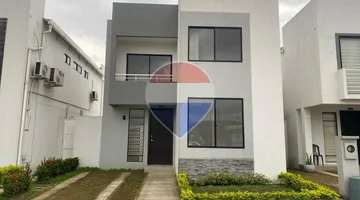 Casa en Alquiler en La Joya-Aguamarina