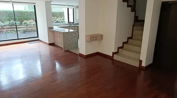 DEPARTAMENTO DUPLEX 3D - URBANIZACION EL CONDADO
