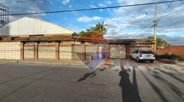 GALPON, TERRENO Y CASA EN EL PISQUE