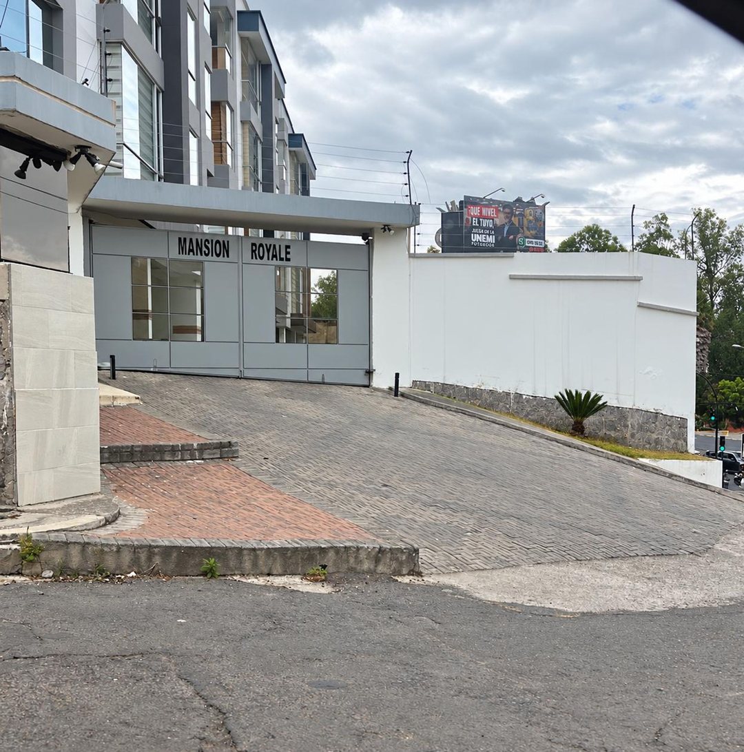 Departamento en venta en Calderón