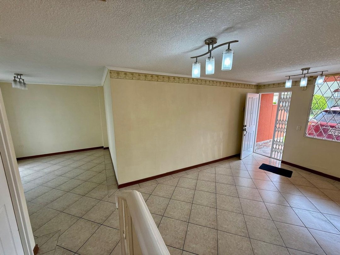 Casa en venta en Pomasqui