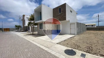 Terreno En Urb Vistalmar, Sector Punta Carnero