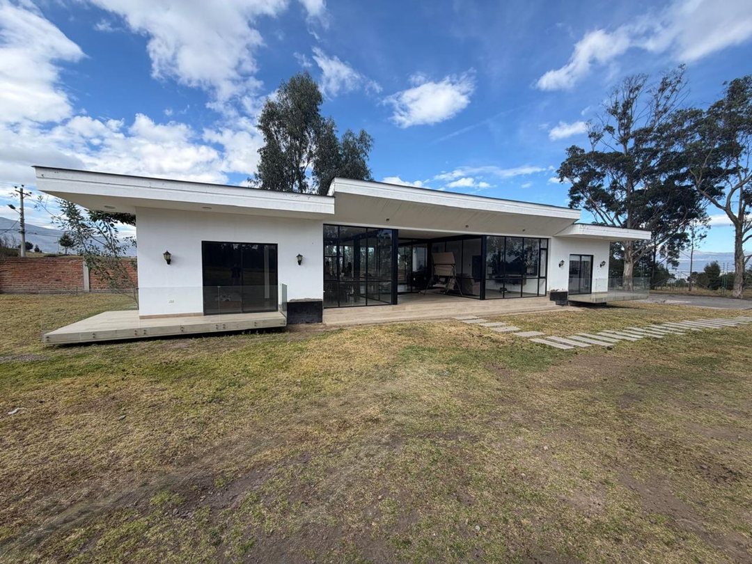 Casa en alquiler en Pifo