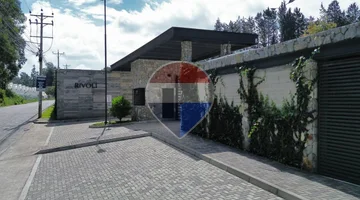 VENTA TERRENO  EN  PUEMBO CERCA COLEGIO HIGHLANS