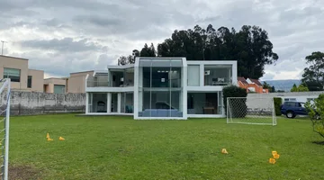 CASA EN VENTA VALLE DE LOS CHILLOS