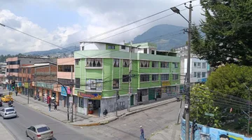 VENTA CASA COMERCIAL 549m2  EN LA MAGDALENA