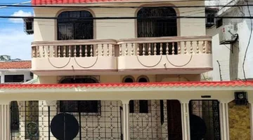 SE VENDE CASA EN BELLAVISTA BAJA